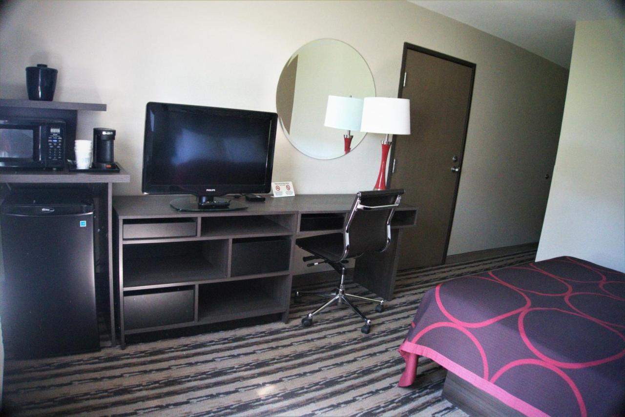Super 8 By Wyndham Spirit Lake/Okoboji Kültér fotó