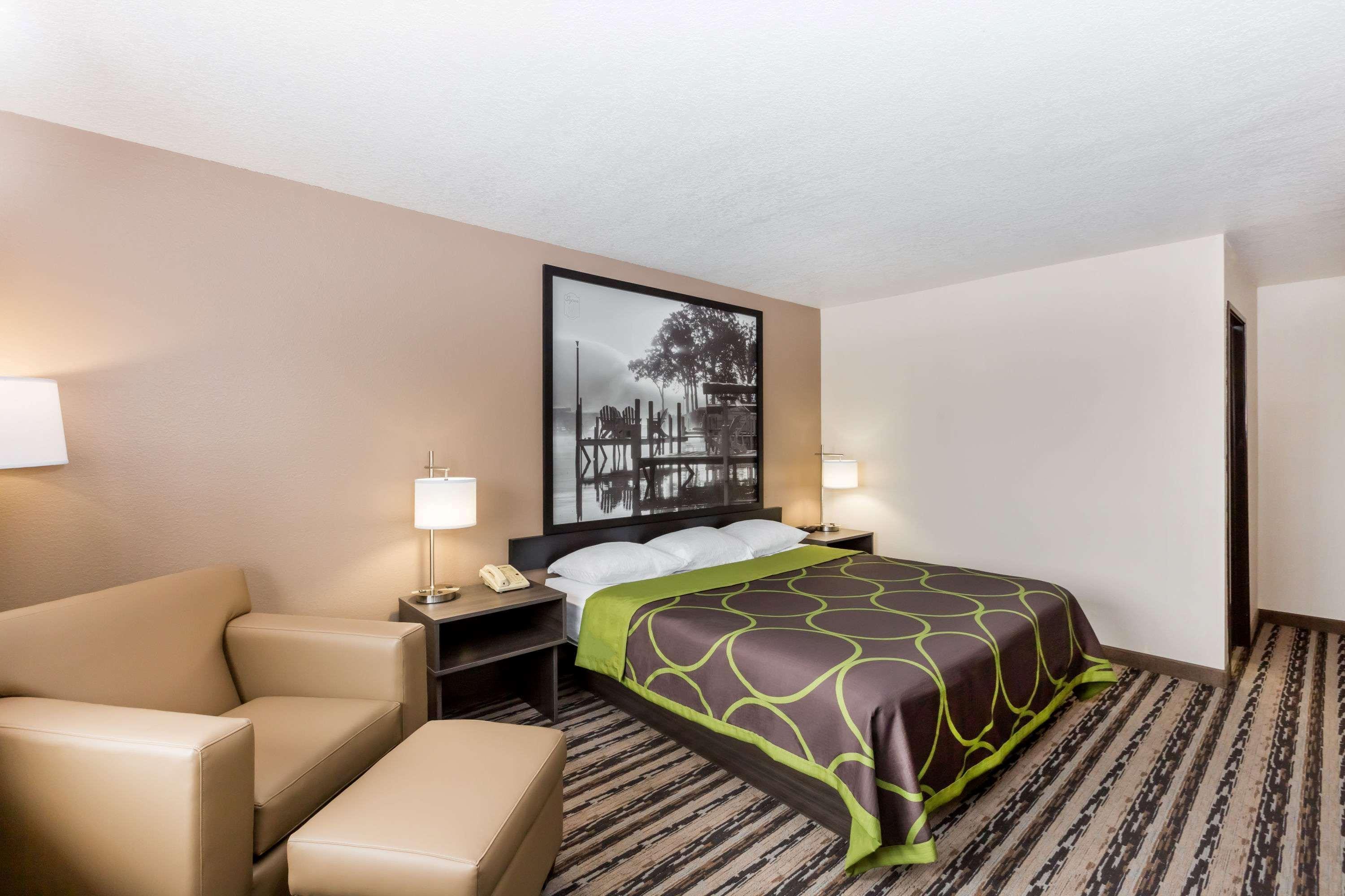 Super 8 By Wyndham Spirit Lake/Okoboji Kültér fotó