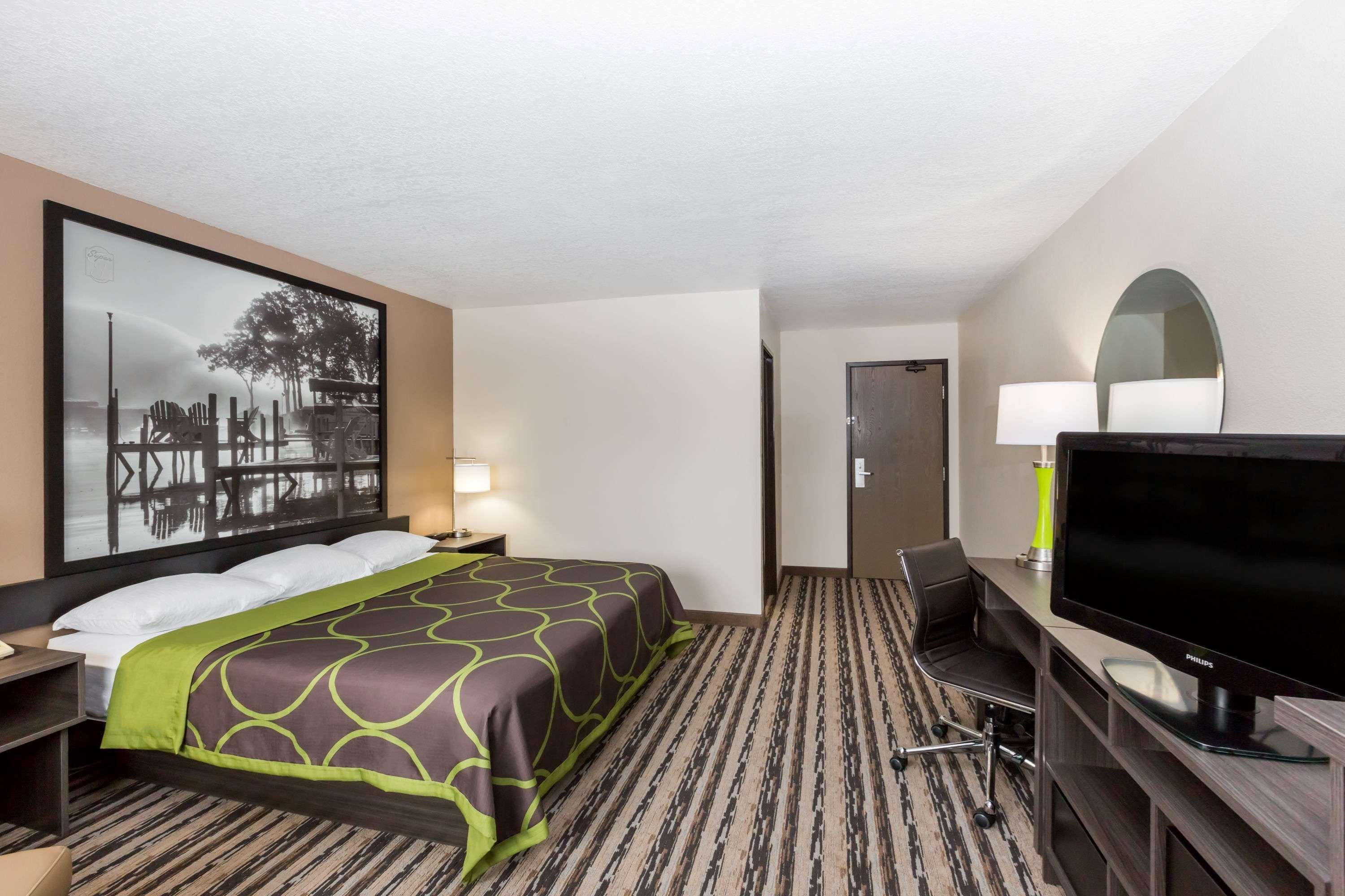 Super 8 By Wyndham Spirit Lake/Okoboji Kültér fotó