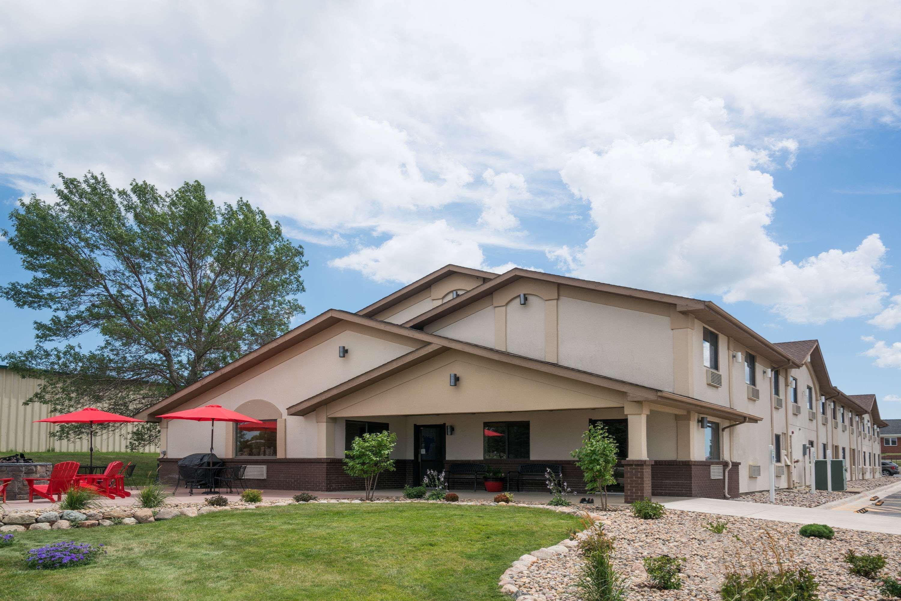Super 8 By Wyndham Spirit Lake/Okoboji Kültér fotó