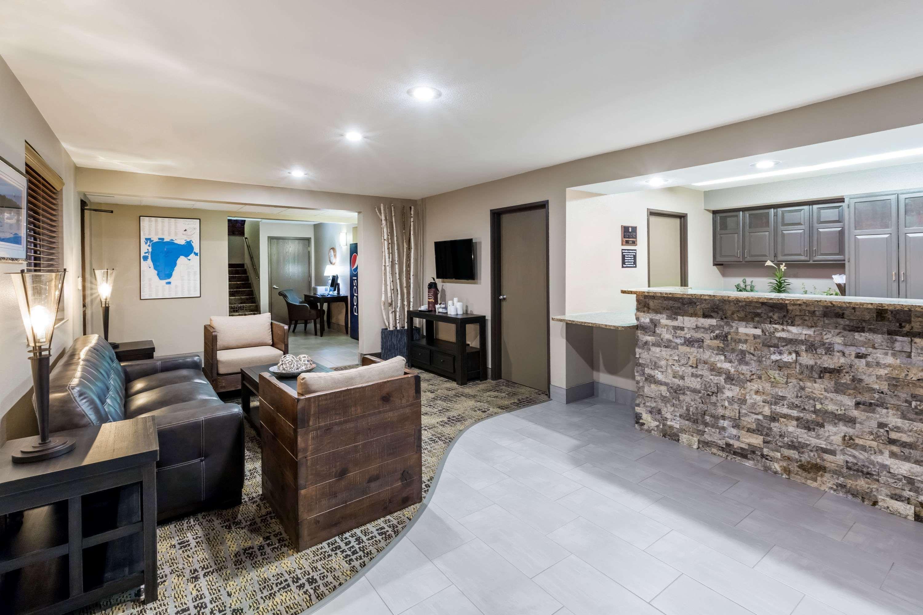Super 8 By Wyndham Spirit Lake/Okoboji Kültér fotó