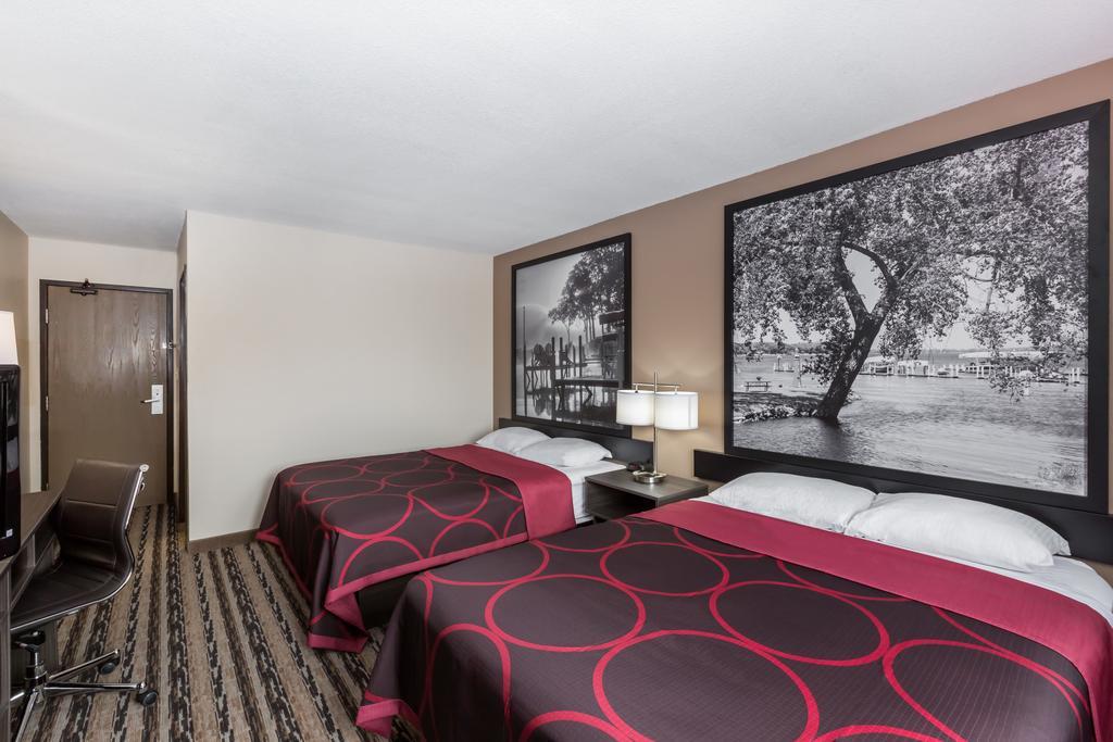 Super 8 By Wyndham Spirit Lake/Okoboji Kültér fotó