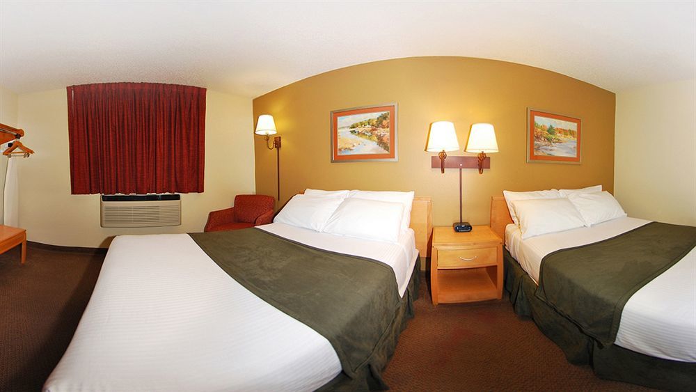 Super 8 By Wyndham Spirit Lake/Okoboji Kültér fotó