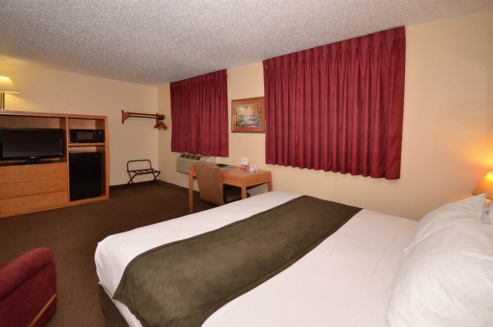 Super 8 By Wyndham Spirit Lake/Okoboji Kültér fotó